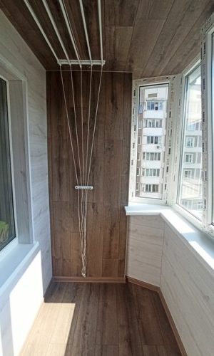 osteklenie-uteplenie-vnutrennyaya-otdelka-balkona-laminatom-v-minske-za-3-dnya