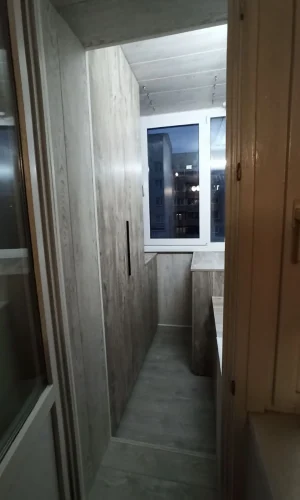 Комплексная меблировка балкона шкаф тумбы и ларь для овощей